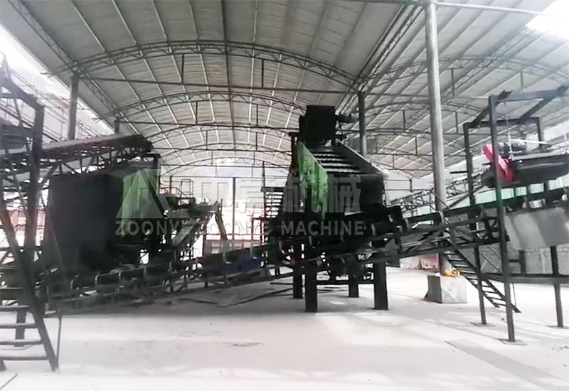 建筑裝修垃圾處理現(xiàn)場